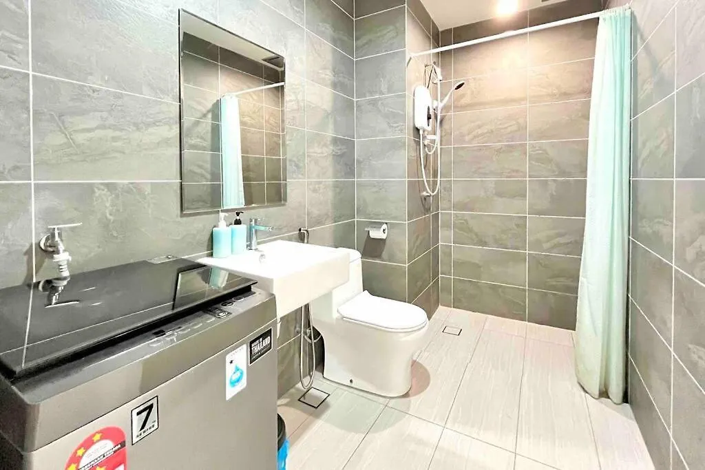 Bell Designer Suite @ Klia Sepang Apartment